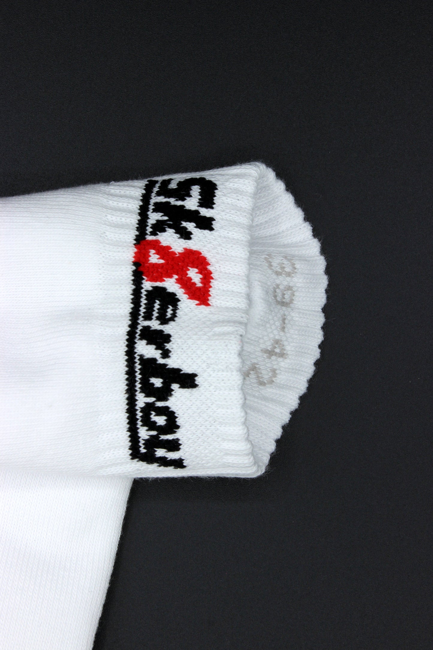 weisse sk8erboy socken quarter socks detailansicht